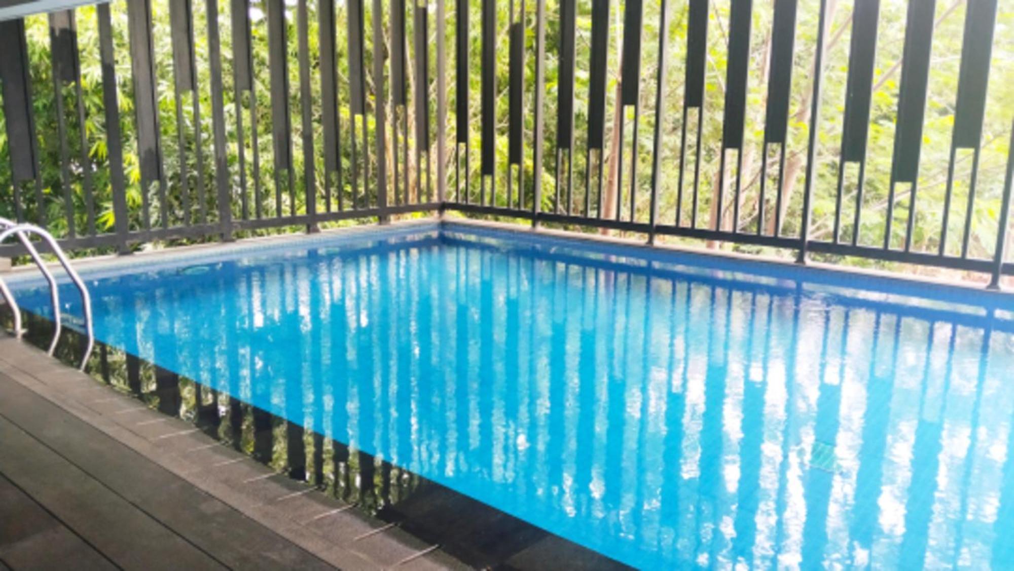 Cordova Suites 세마랑 외부 사진